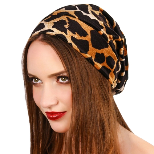 12124/2F1443994363/2Fgiraffe/beanie.jpeg